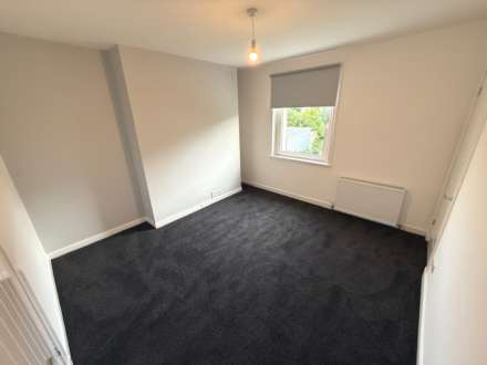 Crags Crescent, Paisley, Image 5