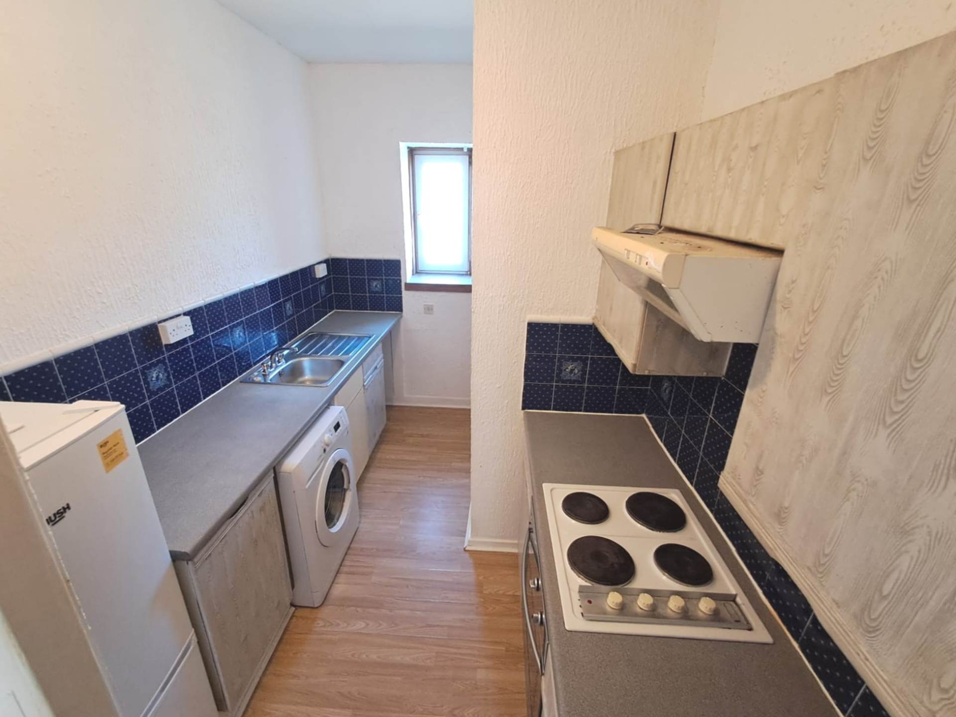 Highholm Street Flat, Port Glasgow, Image 3