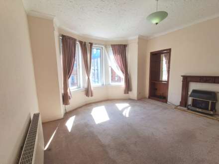 Highholm Street Flat, Port Glasgow, Image 2