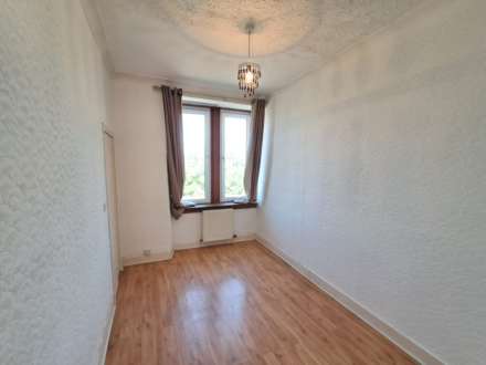 Highholm Street Flat, Port Glasgow, Image 5
