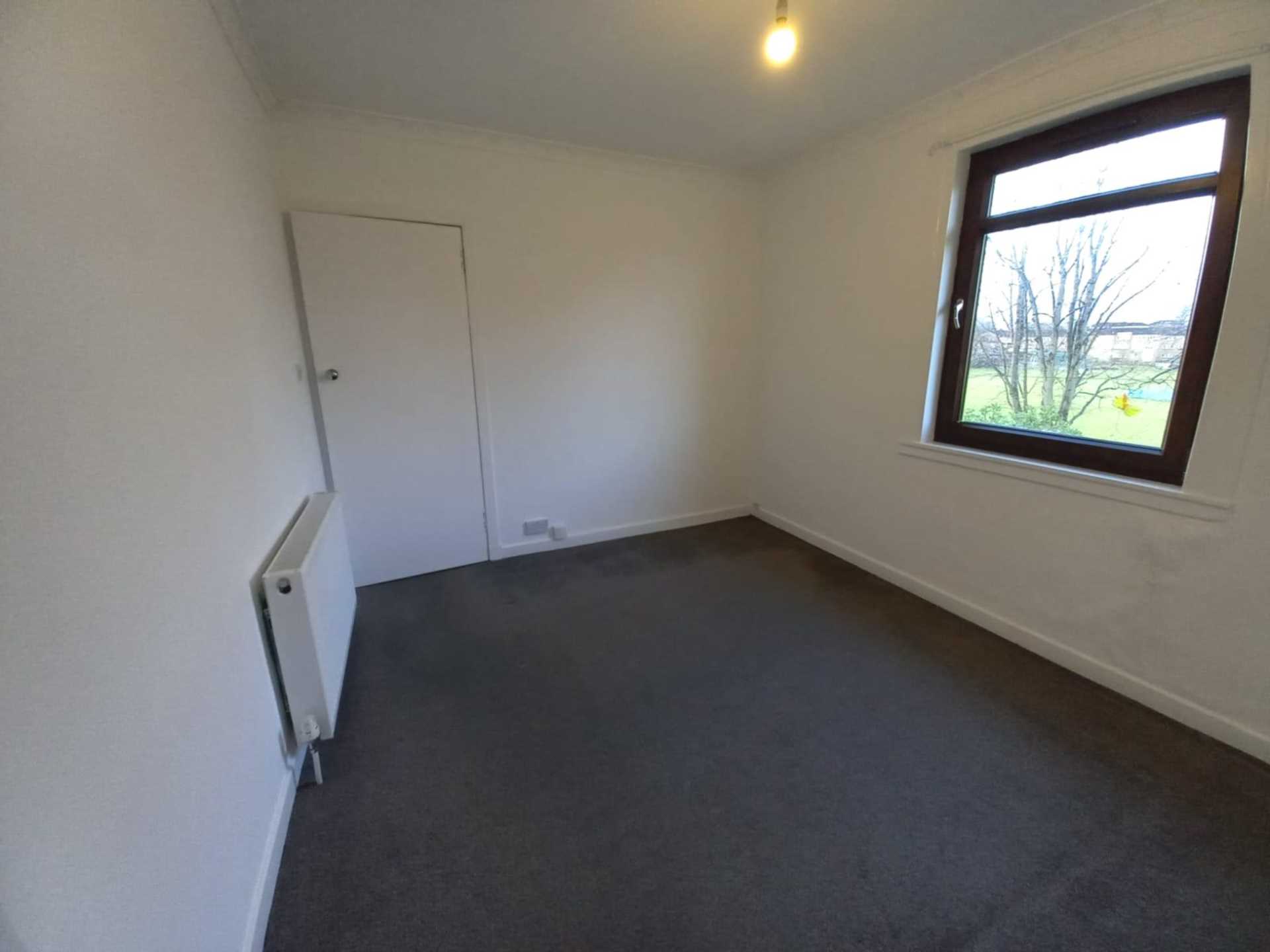 Whitehaugh Ave, Paisley, Image 10