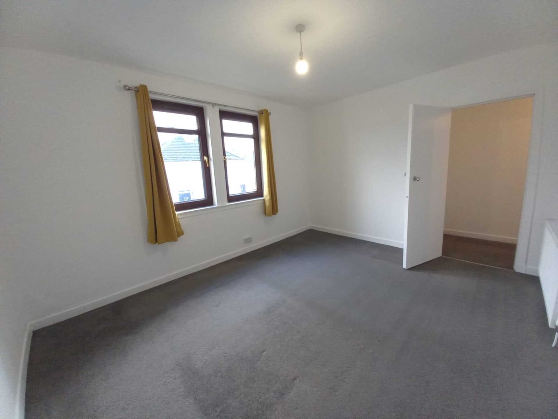 Whitehaugh Ave, Paisley, Image 7