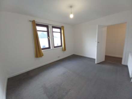 Whitehaugh Ave, Paisley, Image 7