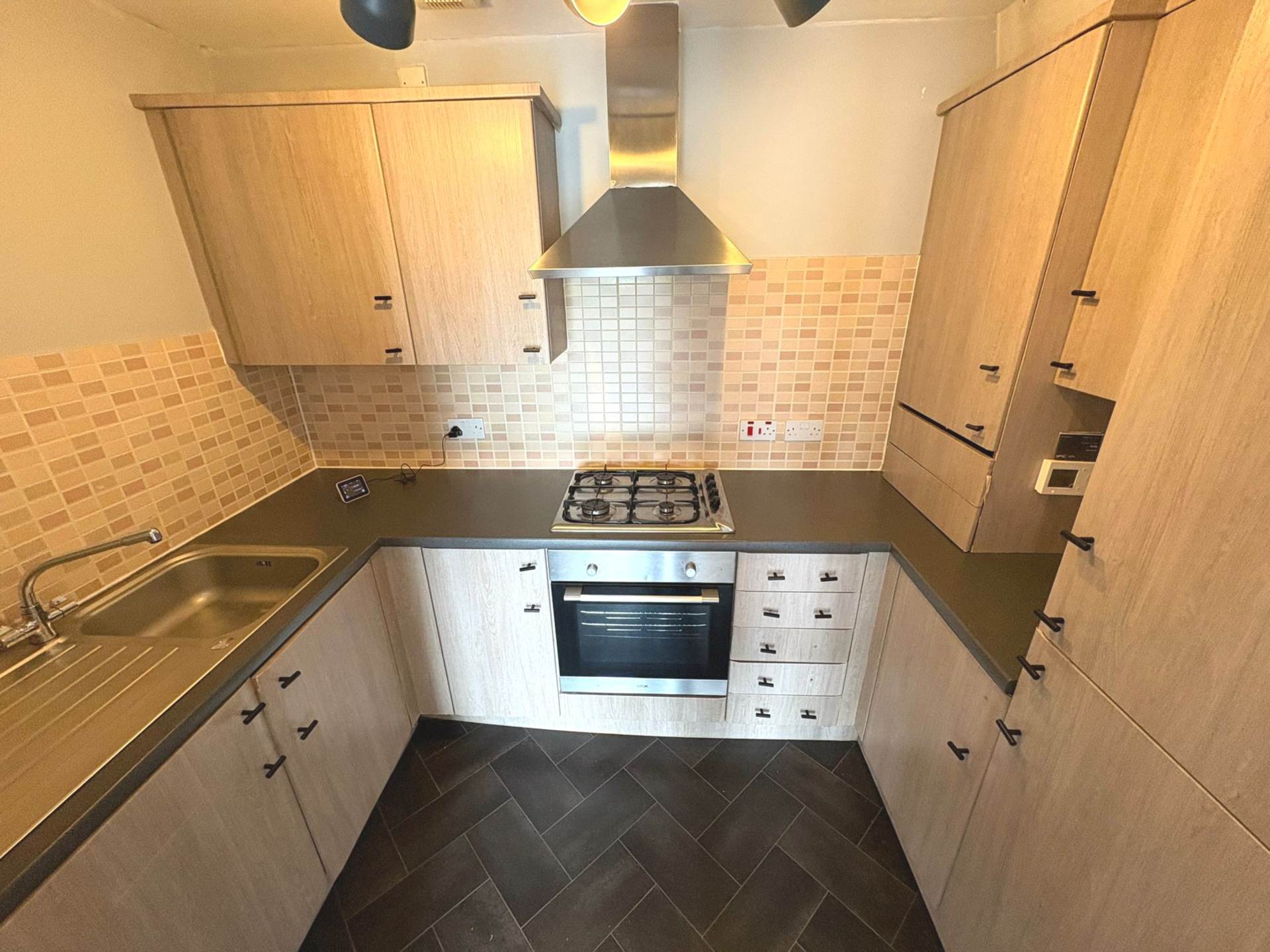 Strachur Crescent, Lambhill, Glasgow, Image 4