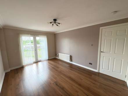 Strachur Crescent, Lambhill, Glasgow, Image 2