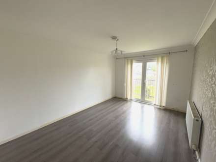 Strachur Crescent, Glasgow, Image 2