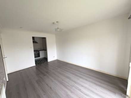 Strachur Crescent, Glasgow, Image 3