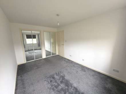 Strachur Crescent, Glasgow, Image 4