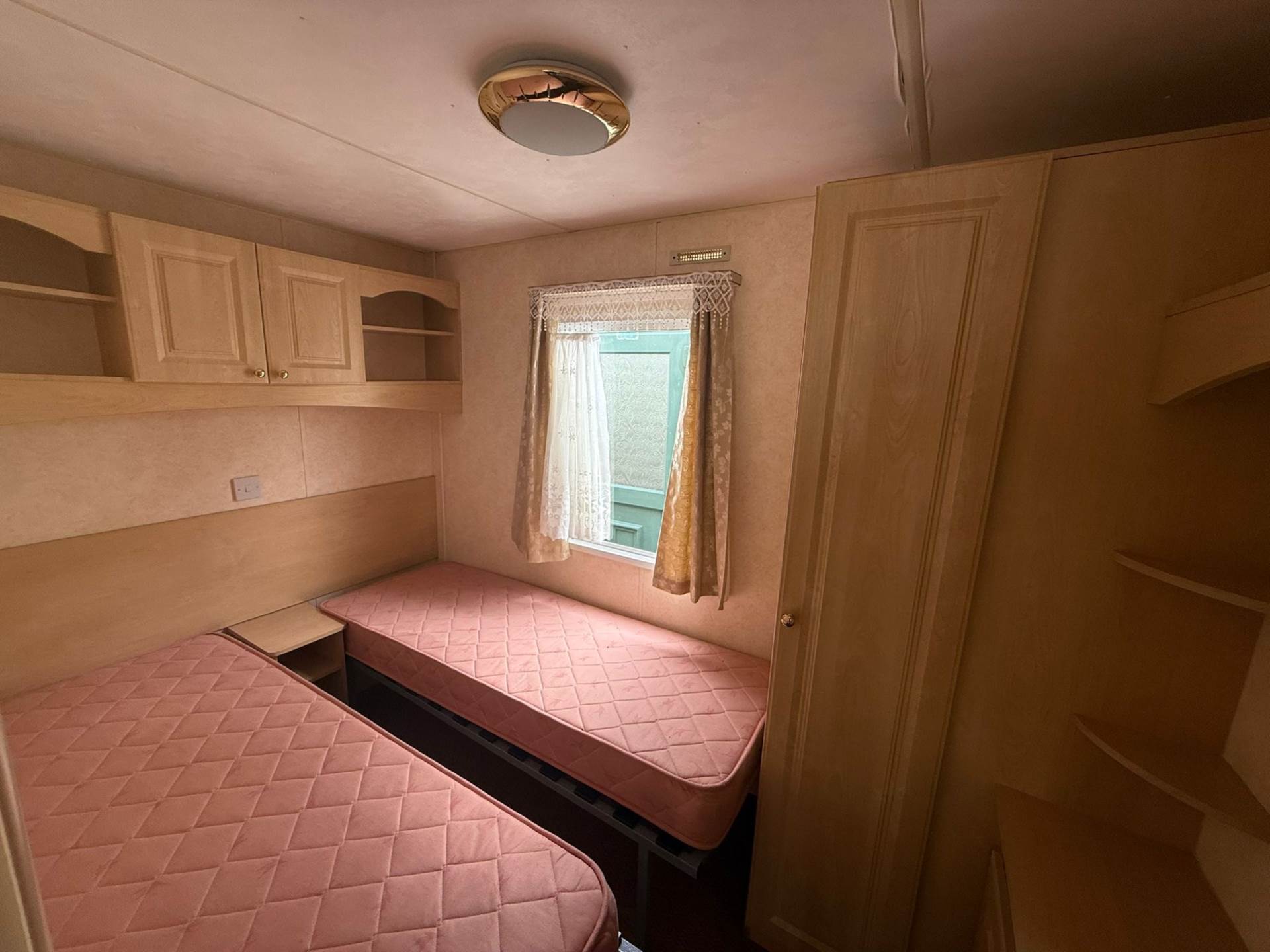 Off Site, Holywell, Image 17