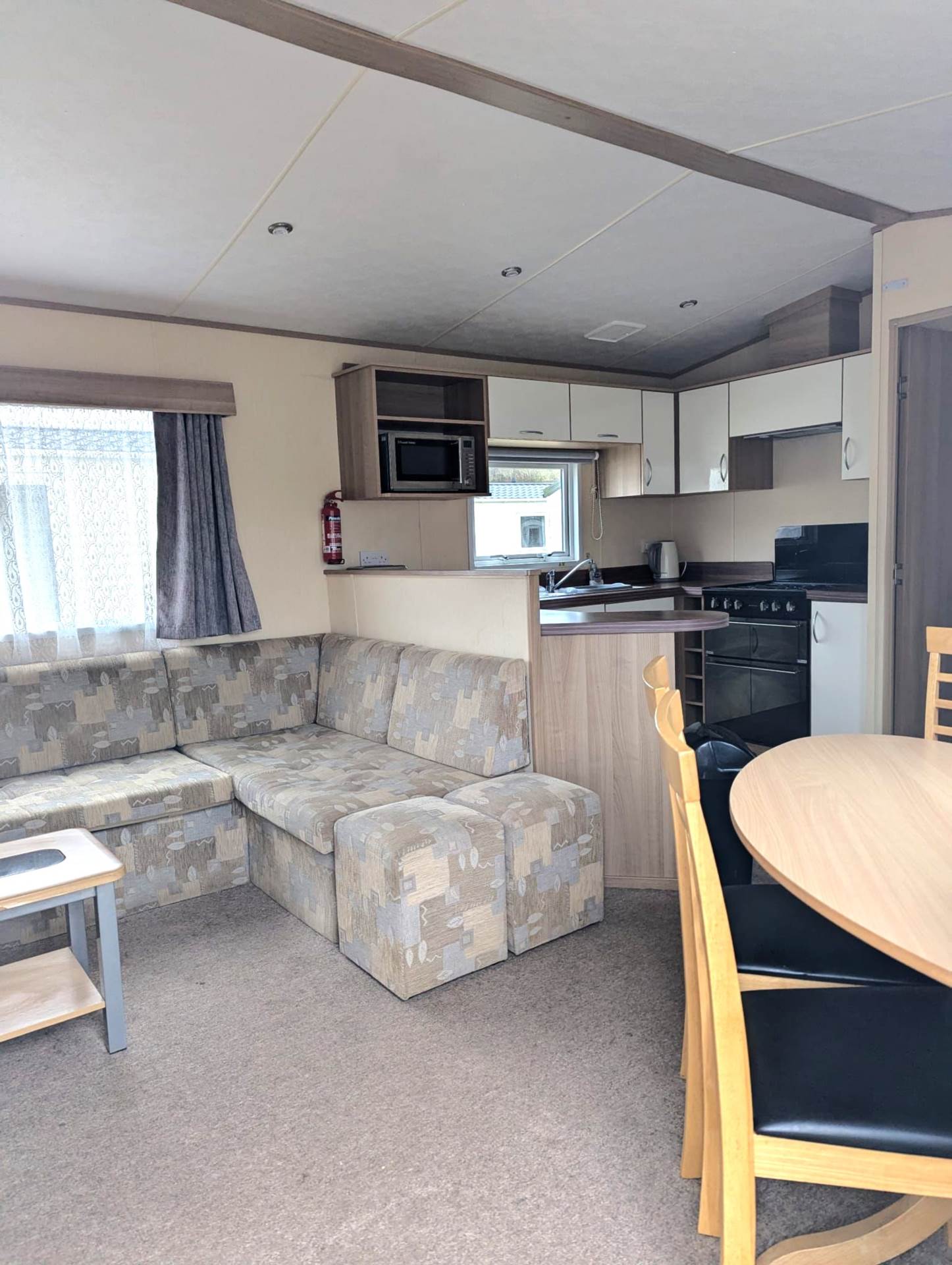 Off Site Sale, Holywell, Image 4