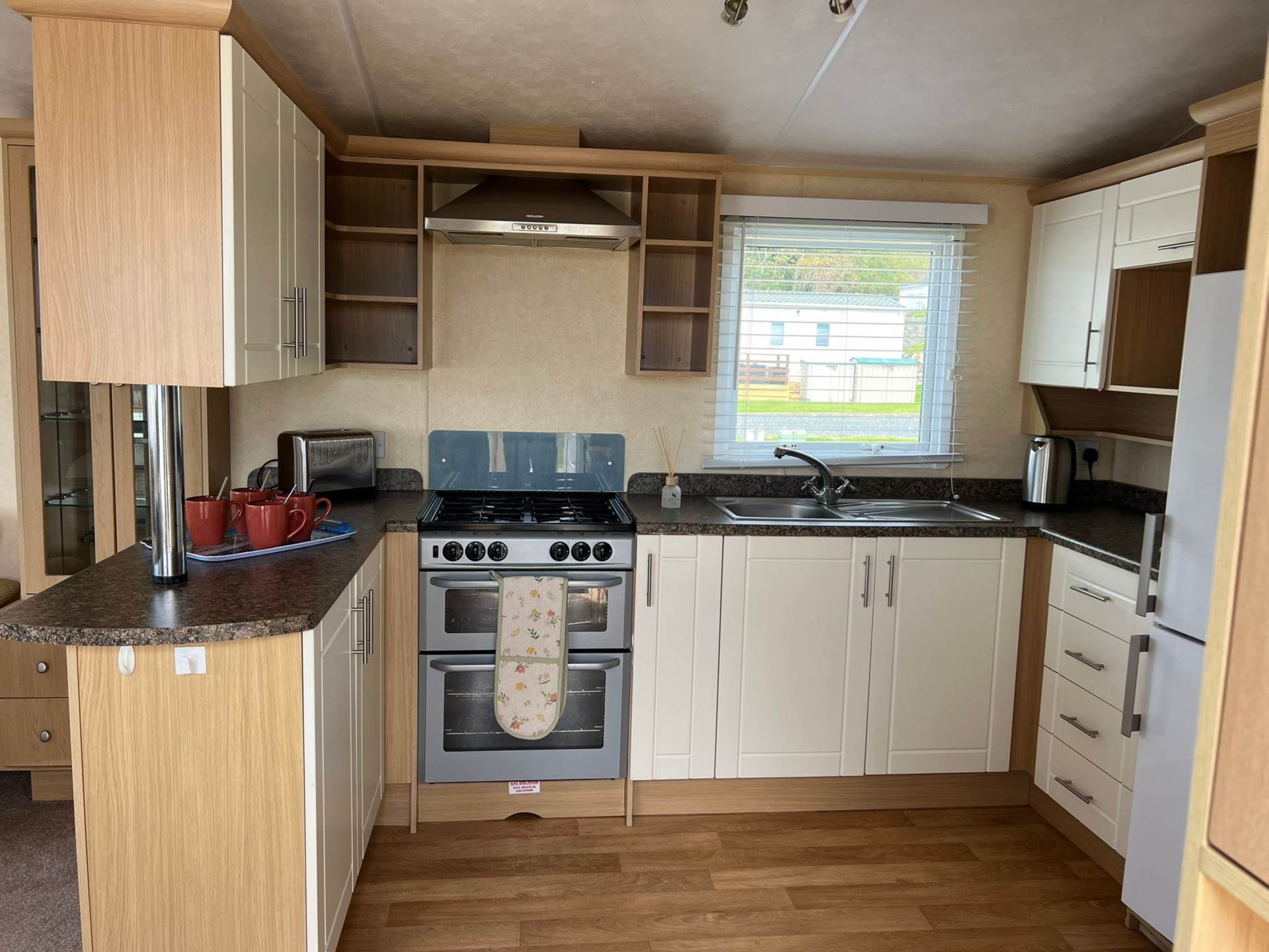 Newton Stewart, Image 9