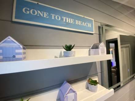 Snowdonia - Absolute Bargain, Image 12