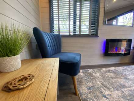 Snowdonia - Absolute Bargain, Image 9