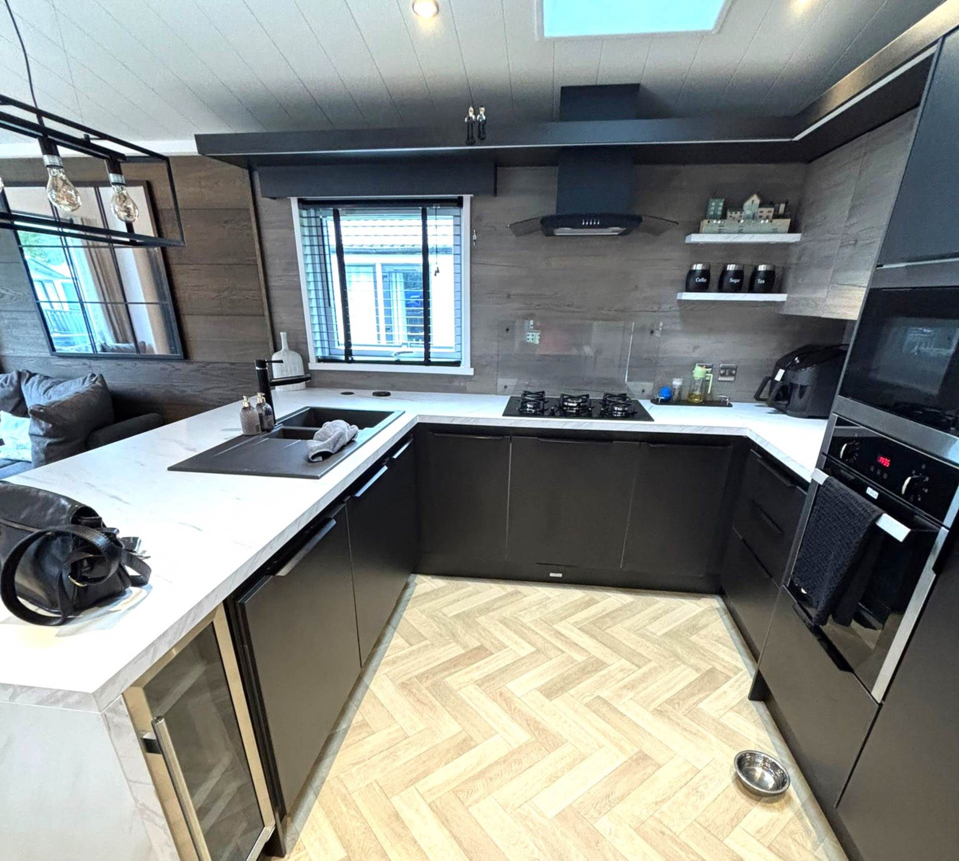 Callander Sterling, Image 11