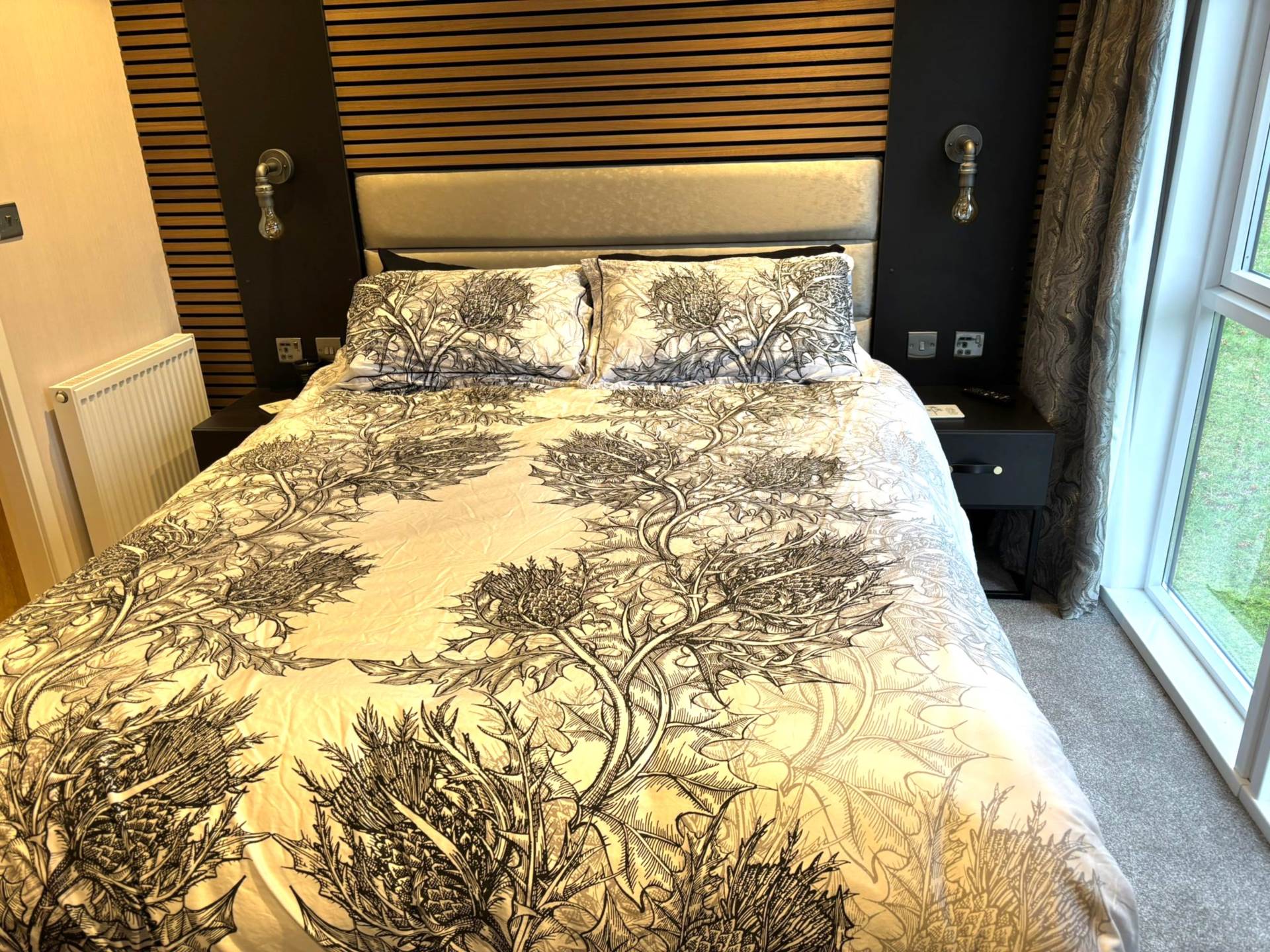 Callander Sterling, Image 17