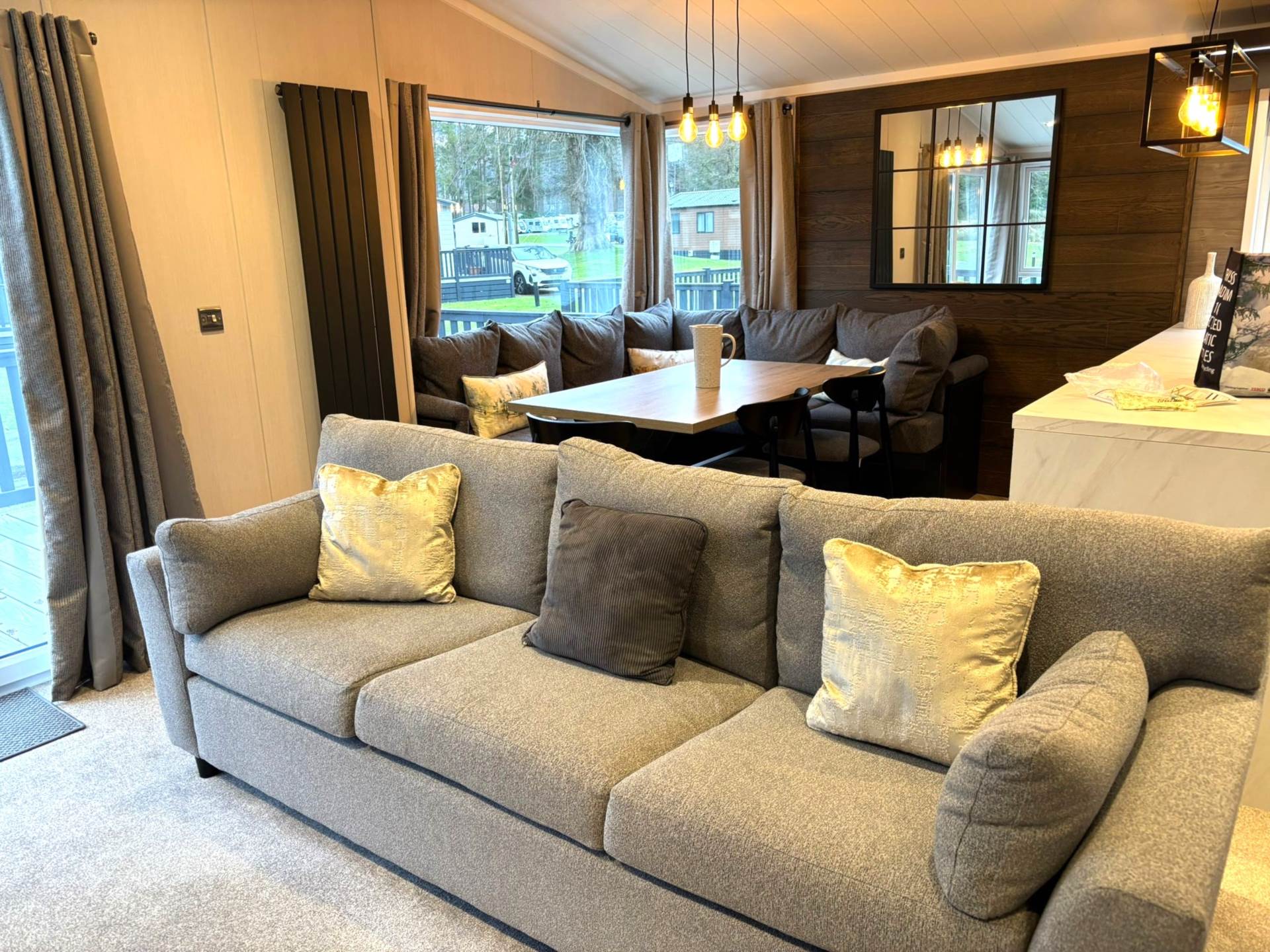 Callander Sterling, Image 3