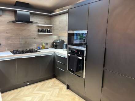 Callander Sterling, Image 12