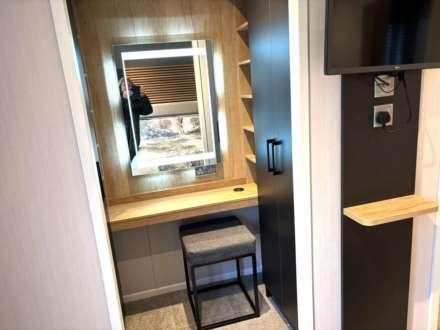 Callander Sterling, Image 19