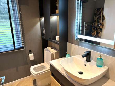 Callander Sterling, Image 25