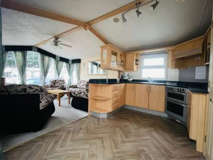 TRADE OFF SITE, Image 4