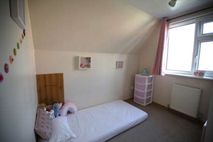 Renishaw Drive, Leicester, Image 16