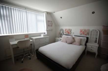 Renishaw Drive, Leicester, Image 18