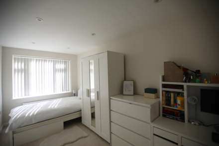 Renishaw Drive, Leicester, Image 7