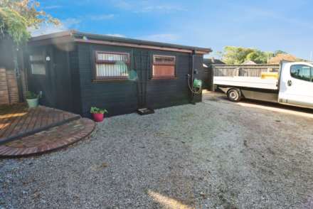 Brookhurst Road, Bromborough, Image 23