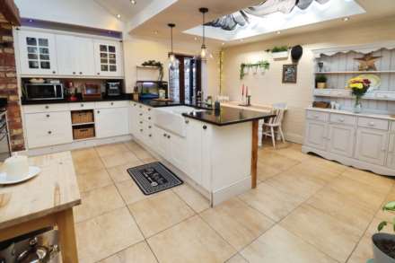 Brookhurst Road, Bromborough, Image 3