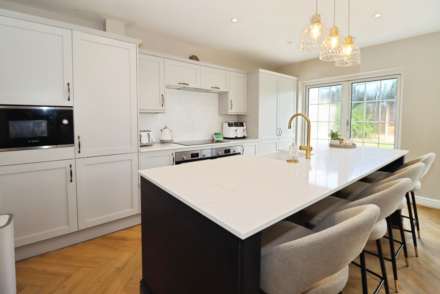 Orston Crescent, Spital, Image 11