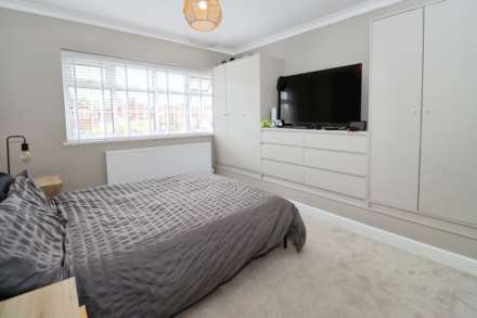Orston Crescent, Spital, Image 16