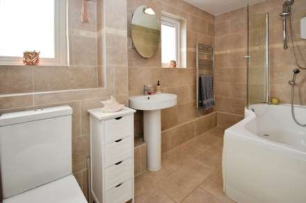 Rothesay Court, Bebington, Image 4