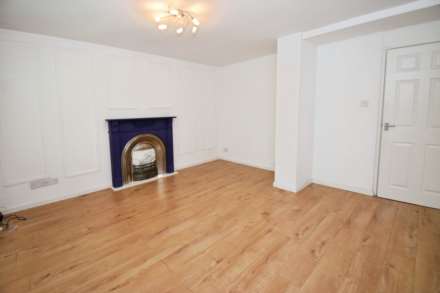 Rothesay Court, Bebington, Image 6