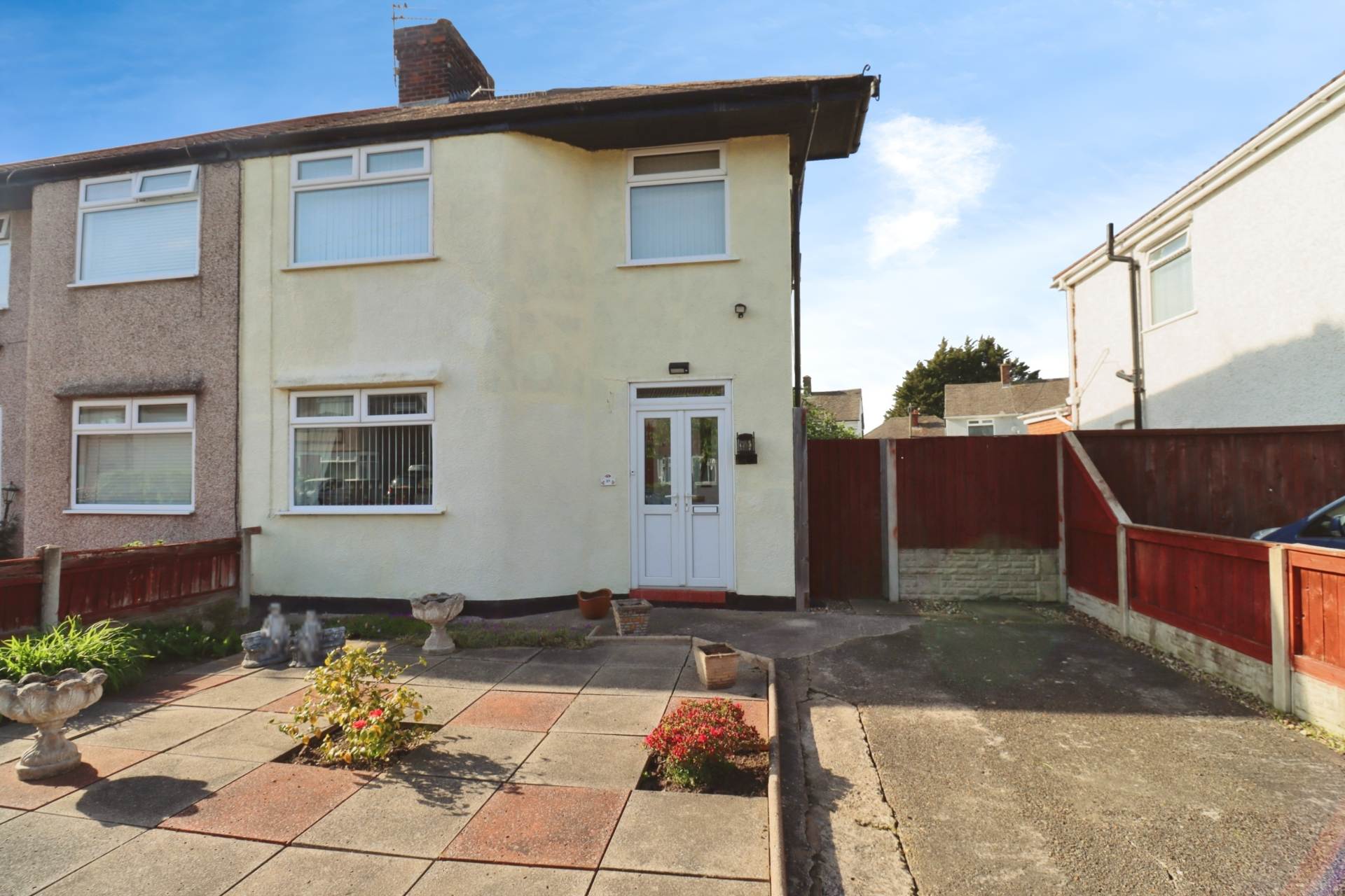 Kingsmead Road, Moreton, Image 1