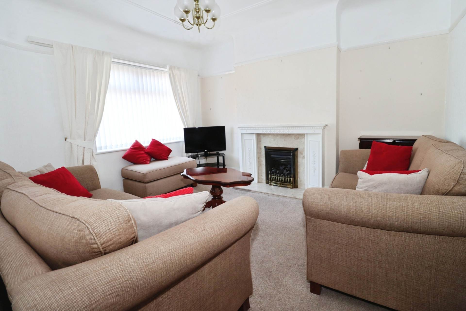 Kingsmead Road, Moreton, Image 2