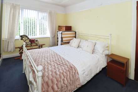 Kingsmead Road, Moreton, Image 16