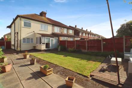 Kingsmead Road, Moreton, Image 4