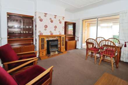 Kingsmead Road, Moreton, Image 8