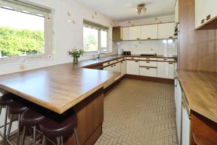 Rotherwood Close, Higher Bebington, Image 10