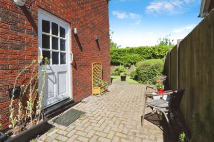 Rotherwood Close, Higher Bebington, Image 24