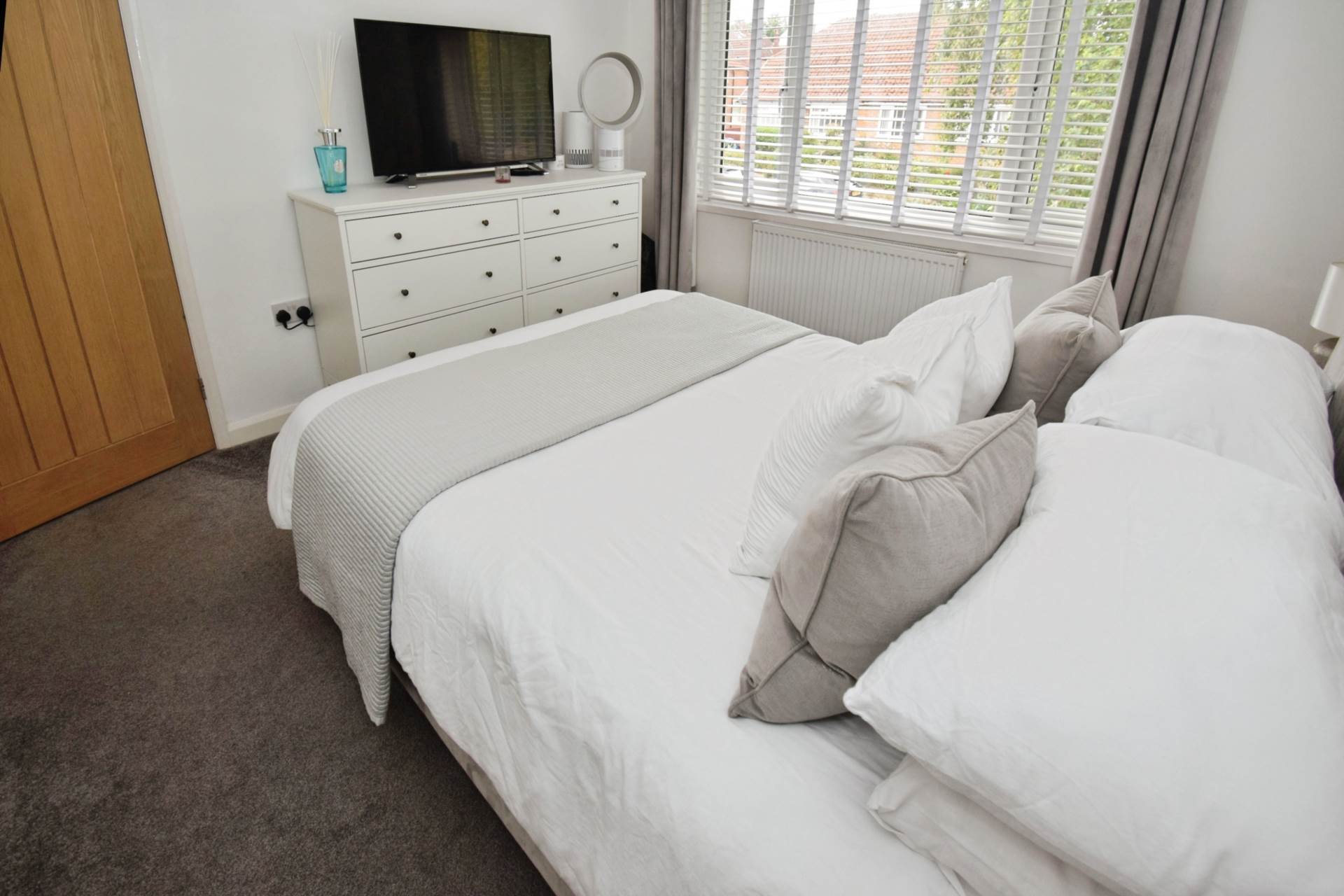 Acres Road, Bebington, Image 16