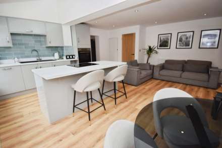 Acres Road, Bebington, Image 2
