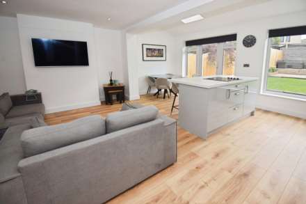 Acres Road, Bebington, Image 3