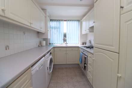 Dawpool Drive, Bromborough, Image 13