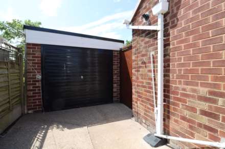 Dawpool Drive, Bromborough, Image 34