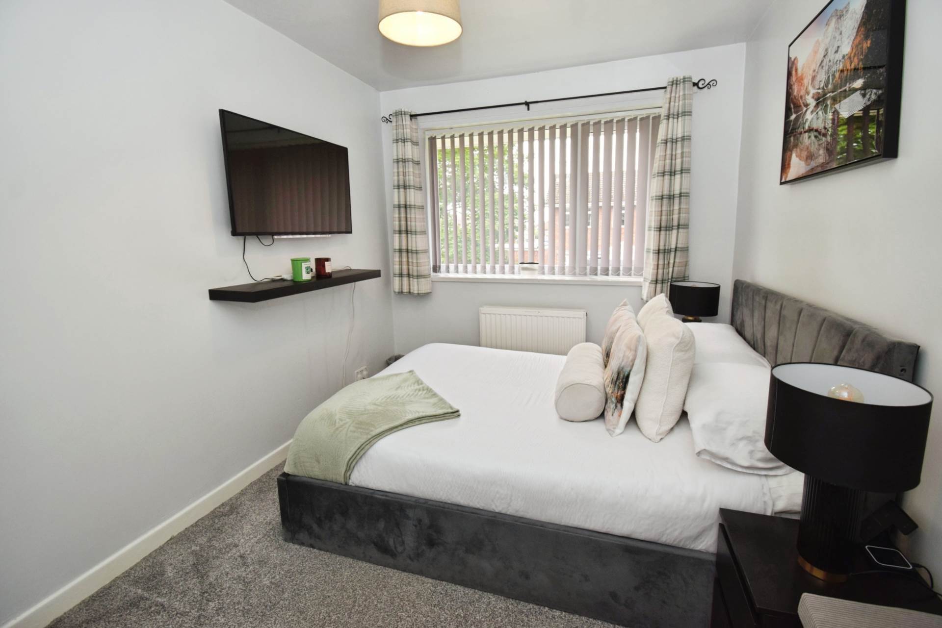 Langley Road, Spital, Image 18