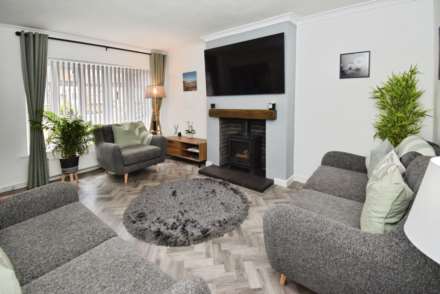Langley Road, Spital, Image 2