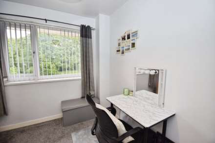 Langley Road, Spital, Image 20