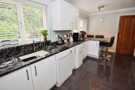 Latham Way, Spital, Image 12