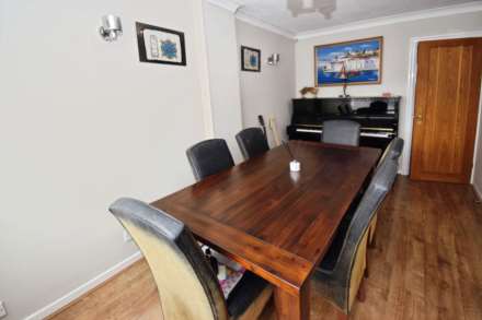 Latham Way, Spital, Image 16